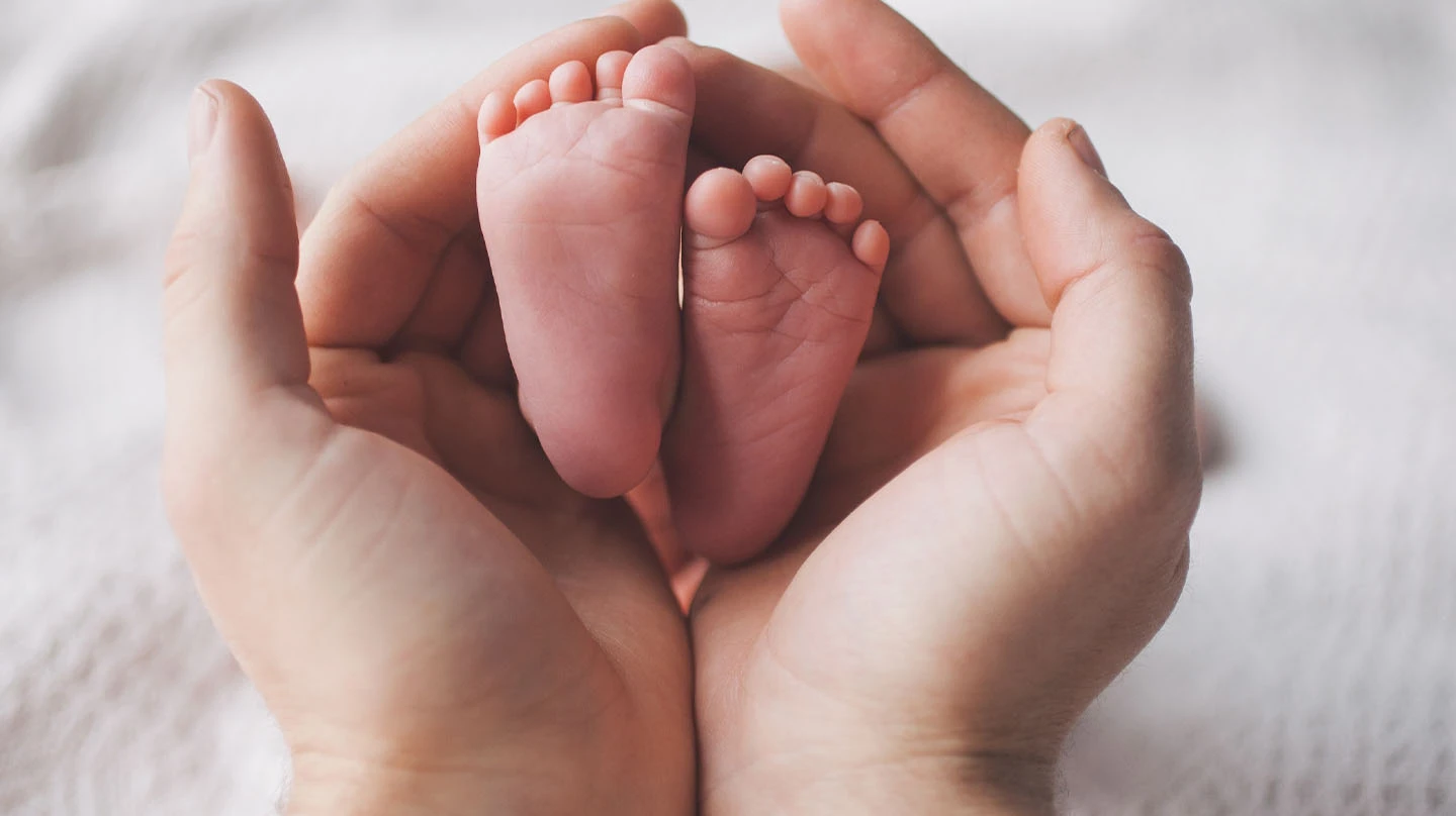 newborn_feet.jpg